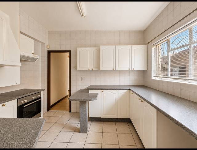 3 BEDROOM TOWNHOUSE FOR SALE IN THREE RIVERS